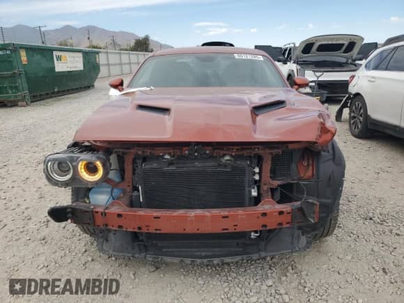 2023 Dodge Challenger SXT z VIN 2C3CDZGG5PH594345, wystawiony jako Copart lot #80121285 z przebiegiem 21 583 mil mil oraz Szkoda całkowita • Salvage title. Historia ofert i sprzedaży dostępna na DreamBid. Obrazek 5.