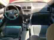 2007 Honda Accord LX SE z VIN 1HGCM56377A137894, wystawiony jako Copart lot #65582275 z przebiegiem 114 181 mil mil oraz Szkoda całkowita • Salvage title. Historia ofert i sprzedaży dostępna na DreamBid. Obrazek 8.