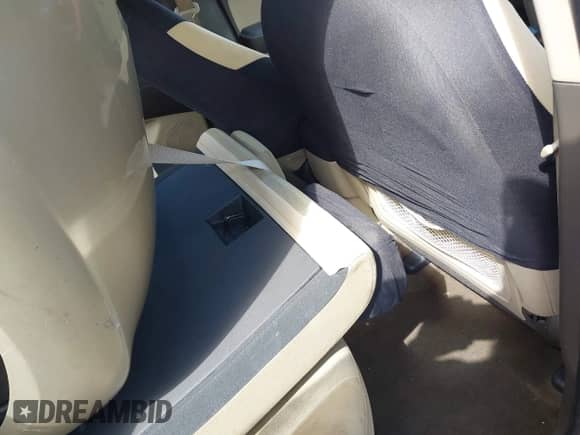 2010 Hyundai Elantra GLS with VIN KMHDU4AD6AU866399, listed as a IAAI auction lot 43150986 with Not provided miles and . Bid and sale history available at DreamBid. Image 8.