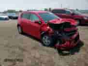 2012 Chevrolet Sonic LT z VIN 1G1JD6SH2C4131208, wystawiony jako Copart lot #59522115 z przebiegiem 162 727 mil mil oraz Szkoda całkowita • Salvage title. Historia ofert i sprzedaży dostępna na DreamBid. Obrazek 13.