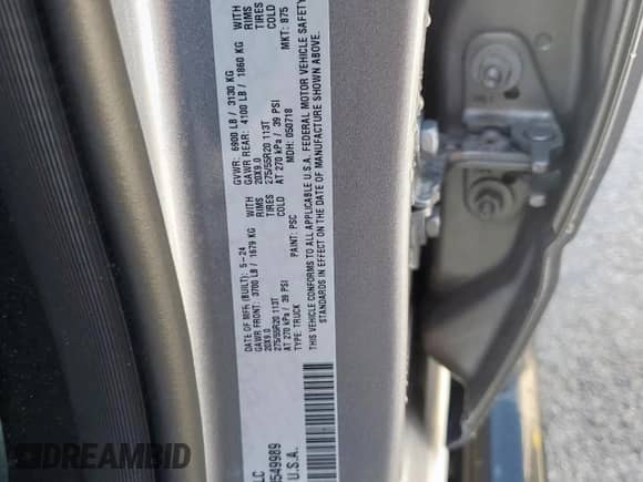 2025 Ram 1500 Big Horn z VIN 1C6RREFGXSN549989, wystawiony jako Copart lot #68515485 z przebiegiem 8 055 mil mil oraz Szkoda całkowita • Salvage title. Historia ofert i sprzedaży dostępna na DreamBid. Obrazek 13.