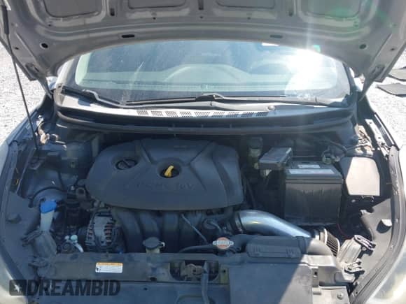 2011 Hyundai Elantra GLS z VIN KMHDH4AE4BU135582, wystawiony jako IAAI lot #43263838 z przebiegiem 116 235 mil mil oraz . Historia ofert i sprzedaży dostępna na DreamBid. Obrazek 10.