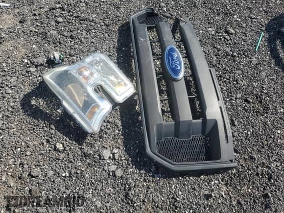 2016 Ford F-150 XL z VIN 1FTEX1C84GFD59450, wystawiony jako Copart lot #80786825 z przebiegiem 136 172 mil mil oraz Szkoda całkowita • Salvage title. Historia ofert i sprzedaży dostępna na DreamBid. Obrazek 12.