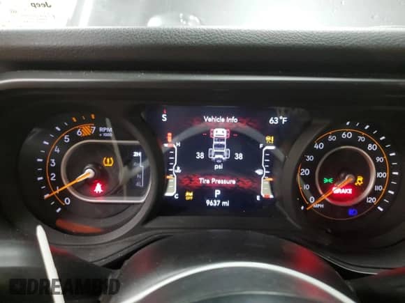 2024 Jeep Wrangler Sport S с VIN 1C4PJXAN1RW135187, выставлен на аукционе Copart как лот 71779445 с пробегом 9 637 миль миль и Чистый • Clean title. История ставок и продаж доступна на DreamBid. Изображение 9.