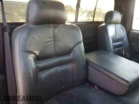 1999 Dodge RAM with VIN 3B7MF36W5XM514348, listed as a Copart auction lot 48015555 with 172,310 mi miles and Salvage title. Bid and sale history available at DreamBid. Image 10.