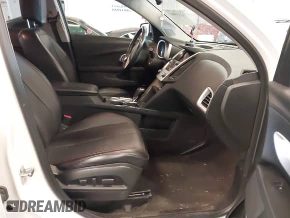 2017 Chevrolet Equinox Premier z VIN 2GNFLGE33H6152636, wystawiony jako IAAI lot #43335907 z przebiegiem 56 944 mil mil oraz . Historia ofert i sprzedaży dostępna na DreamBid. Obrazek 5.