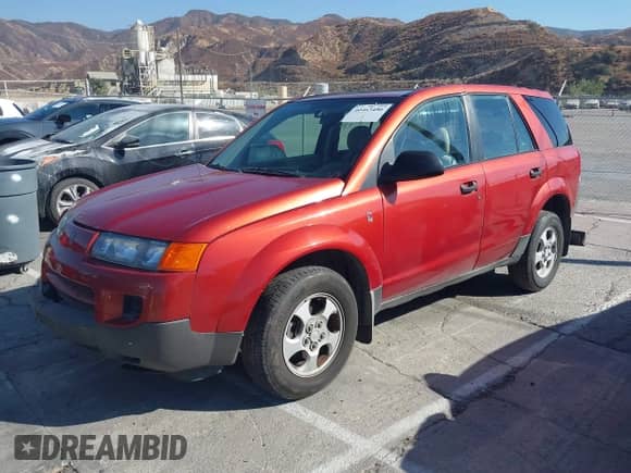 2003 Saturn VUE z VIN 5GZCZ33D73S907273, wystawiony jako IAAI lot #40463486 z przebiegiem 115 841 mil mil oraz . Historia ofert i sprzedaży dostępna na DreamBid. Obrazek 2.