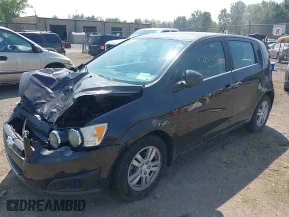 2014 Chevrolet Sonic LT с VIN 1G1JC6SH3E4186627, выставлен на аукционе IAAI как лот 42840398 с пробегом 73 954 миль миль и . История ставок и продаж доступна на DreamBid. Изображение 2.