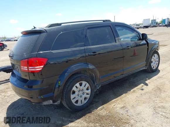 2016 Dodge Journey SE with VIN 3C4PDCAB0GT246709, listed as a IAAI auction lot 42945010 with 110,267 mi miles and . Bid and sale history available at DreamBid. Image 4.