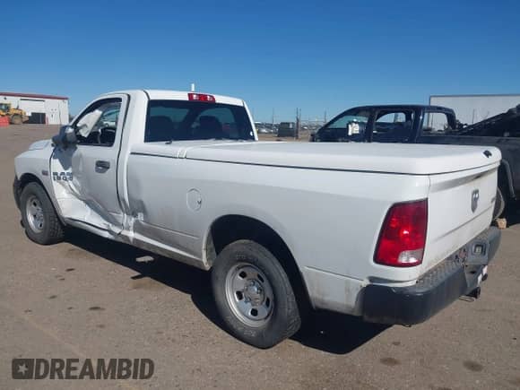 2015 Ram 1500 Tradesman with VIN 3C6JR7DT7FG584979, listed as a IAAI auction lot 41886286 with 60,982 mi miles and . Bid and sale history available at DreamBid. Image 3.