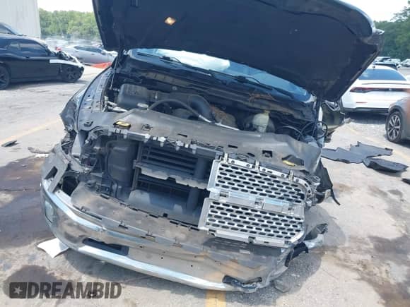 2015 Ram 1500 Laramie z VIN 1C6RR6NT7FS621680, wystawiony jako IAAI lot #42887104 z przebiegiem 203 488 mil mil oraz . Historia ofert i sprzedaży dostępna na DreamBid. Obrazek 10.