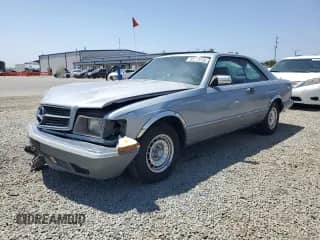 1984 Mercedes-Benz 500 z VIN WDBCA44A6EA049949, wystawiony jako Copart lot #60513235 z przebiegiem 165 949 mil mil oraz Szkoda całkowita • Salvage title. Historia ofert i sprzedaży dostępna na DreamBid. Obrazek 1.
