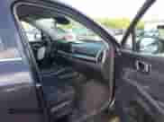 2025 Kia Sorento LX with VIN 5XYRG4JC7SG388991, listed as a IAAI auction lot 42677313 with 7,983 mi miles and . Bid and sale history available at DreamBid. Image 5.