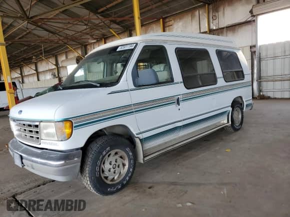 1992 Ford Econoline Cargo with VIN 1FDEE14H7NHA94279, listed as a Copart auction lot 82831194 with Not provided miles and Clean title. Bid and sale history available at DreamBid. Image 1.