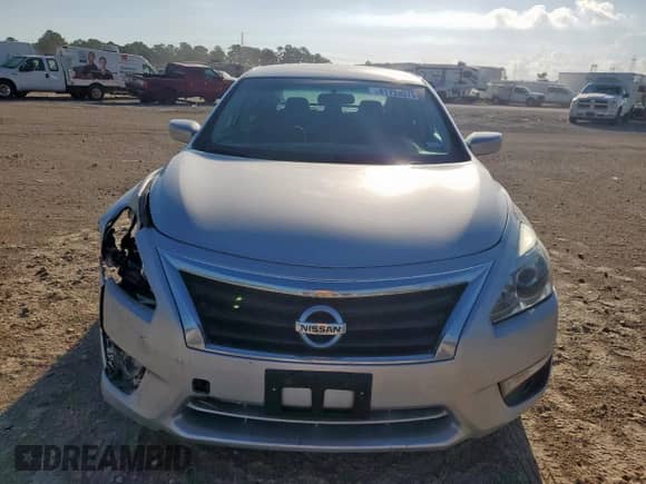 2015 Nissan Altima 2.5 with VIN 1N4AL3AP2FC468673, listed as a Copart auction lot 81728075 with 95,583 mi miles and Salvage title. Bid and sale history available at DreamBid. Image 5.