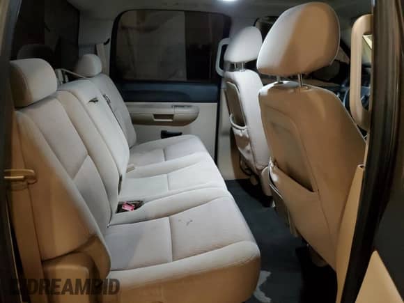 2007 Chevrolet Silverado 1500 2LT z VIN 2GCEK133371717437, wystawiony jako Copart lot #58358415 z przebiegiem 206 107 mil mil oraz Szkoda całkowita • Salvage title. Historia ofert i sprzedaży dostępna na DreamBid. Obrazek 10.