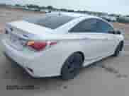 2015 Hyundai Sonata Limited z VIN KMHEC4A47FA134539, wystawiony jako IAAI lot #42417088 z przebiegiem 152 886 mil mil oraz . Historia ofert i sprzedaży dostępna na DreamBid. Obrazek 4.