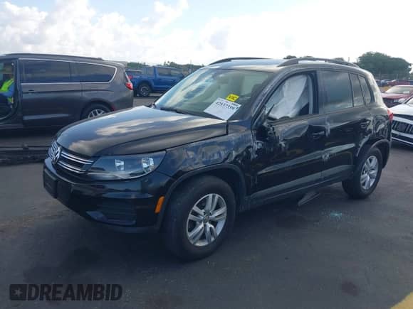 2017 Volkswagen Tiguan S с VIN WVGAV7AX5HW509161, выставлен на аукционе IAAI как лот 42537359 с пробегом 85 377 миль миль и . История ставок и продаж доступна на DreamBid. Изображение 2.