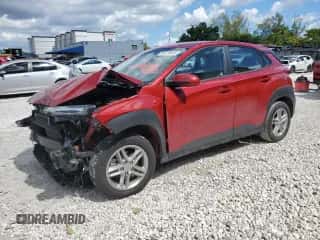 2022 Hyundai Kona SE z VIN KM8K22AB3NU772826, wystawiony jako Copart lot #86728025 z przebiegiem 94 987 mil mil oraz Nie do naprawy • Non repairable. Historia ofert i sprzedaży dostępna na DreamBid. Obrazek 1.