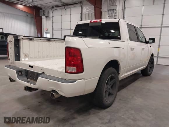 2009 Dodge 1500 Sport with VIN 1D3HB13T39J521768, listed as a IAAI auction lot 42096308 with 173,989 mi miles and . Bid and sale history available at DreamBid. Image 4.