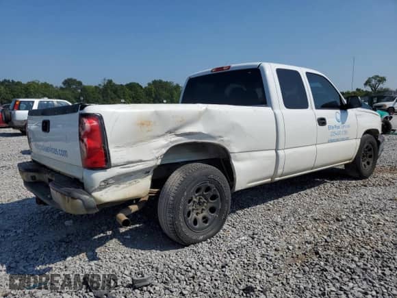 2006 Chevrolet Silverado 1500 Work Truck with VIN 1GCEC19V86Z205927, listed as a Copart auction lot 63777005 with 389,264 mi miles and Salvage title. Bid and sale history available at DreamBid. Image 3.