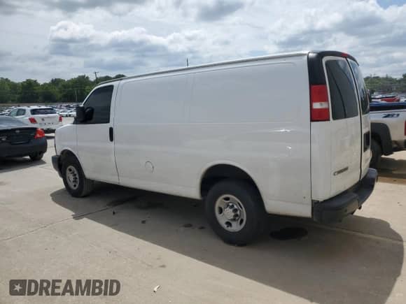2018 Chevrolet Express Cargo с VIN 1GCWGAFG0J1178549, выставлен на аукционе Copart как лот 67109685 с пробегом 170 784 миль миль и На запчасти • Non repairable. История ставок и продаж доступна на DreamBid. Изображение 2.