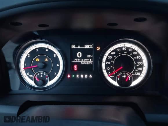 2019 Ram 1500 Express z VIN 1C6RR7KT7KS743055, wystawiony jako IAAI lot #41298661 z przebiegiem 57 536 mil mil oraz . Historia ofert i sprzedaży dostępna na DreamBid. Obrazek 7.