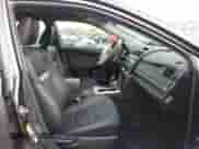 2014 Toyota Camry SE z VIN 4T1BF1FK4EU314283, wystawiony jako IAAI lot #43296842 z przebiegiem 112 528 mil mil oraz . Historia ofert i sprzedaży dostępna na DreamBid. Obrazek 5.