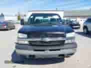 2005 Chevrolet Silverado 1500HD LT z VIN 1GCGK13U75F854050, wystawiony jako IAAI lot #41986318 z przebiegiem 146 818 mil mil oraz . Historia ofert i sprzedaży dostępna na DreamBid. Obrazek 12.