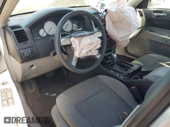 2006 Chrysler 300 Touring с VIN 2C3KA53G76H368177, выставлен на аукционе Copart как лот 59764635 с пробегом Не указан миль и Списание • Salvage title. История ставок и продаж доступна на DreamBid. Изображение 8.