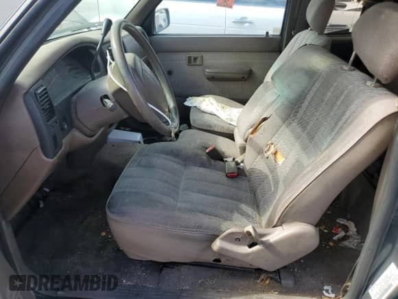 1997 Toyota Tacoma z VIN 4TAVL52N5VZ285036, wystawiony jako Copart lot #85907835 z przebiegiem 306 339 mil mil oraz Czysty tytuł • Clean title. Historia ofert i sprzedaży dostępna na DreamBid. Obrazek 7.