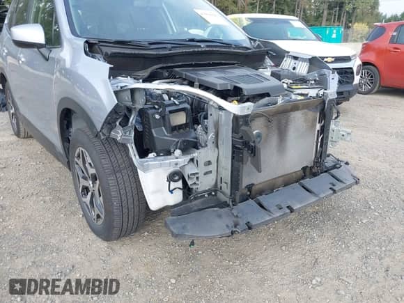 2023 Subaru Forester Premium z VIN JF2SKAEC6PH412903, wystawiony jako IAAI lot #43350925 z przebiegiem 25 241 mil mil oraz . Historia ofert i sprzedaży dostępna na DreamBid. Obrazek 6.