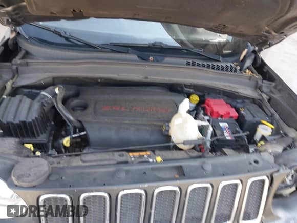 2018 Jeep Renegade Latitude with VIN ZACCJABB8JPH27476, listed as a IAAI auction lot 43292398 with 124,850 mi miles and . Bid and sale history available at DreamBid. Image 10.