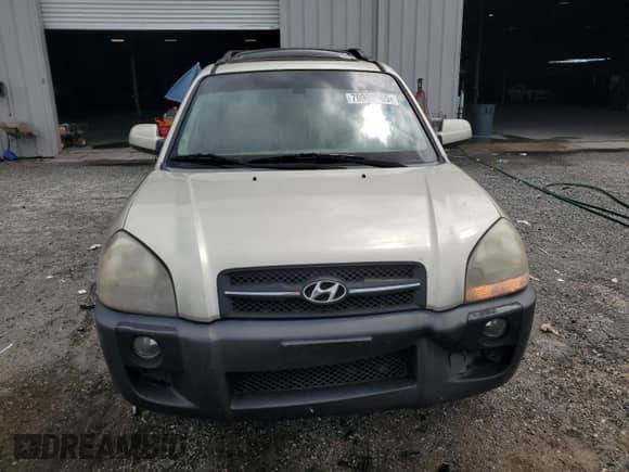 2008 Hyundai Tucson SE с VIN KM8JN12D68U853174, выставлен на аукционе Copart как лот 70909065 с пробегом 117 897 миль миль и Списание • Salvage title. История ставок и продаж доступна на DreamBid. Изображение 5.