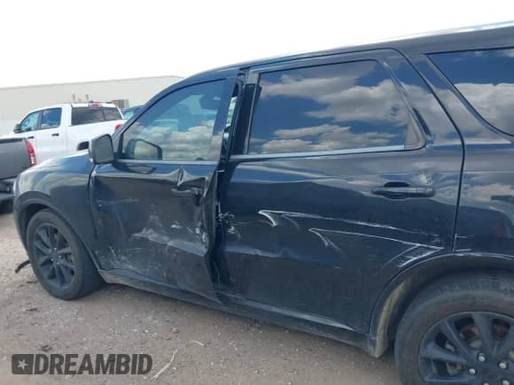 2017 Dodge Durango R/T z VIN 1C4SDHCT9HC869899, wystawiony jako IAAI lot #42982791 z przebiegiem 318 123 mil mil oraz . Historia ofert i sprzedaży dostępna na DreamBid. Obrazek 14.