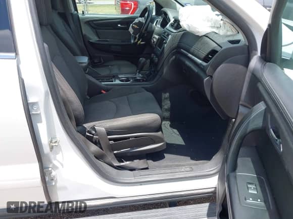 2017 Chevrolet Traverse LT с VIN 1GNKRGKD6HJ348468, выставлен на аукционе IAAI как лот 42620723 с пробегом 111 950 миль миль и . История ставок и продаж доступна на DreamBid. Изображение 5.
