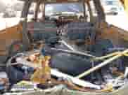 2005 Chevrolet Suburban Z71 с VIN 3GNFK16Z05G263177, выставлен на аукционе IAAI как лот 41723770 с пробегом Не указан миль и . История ставок и продаж доступна на DreamBid. Изображение 11.