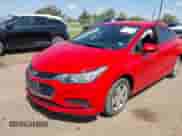 2018 Chevrolet Cruze LS с VIN 1G1BC5SM0J7101702, выставлен на аукционе IAAI как лот 43087267 с пробегом 58 777 миль миль и . История ставок и продаж доступна на DreamBid. Изображение 2.