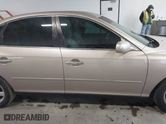 2007 Hyundai Azera GLS с VIN KMHFC46D07A201772, выставлен на аукционе IAAI как лот 41212596 с пробегом 314 234 миль миль и . История ставок и продаж доступна на DreamBid. Изображение 13.