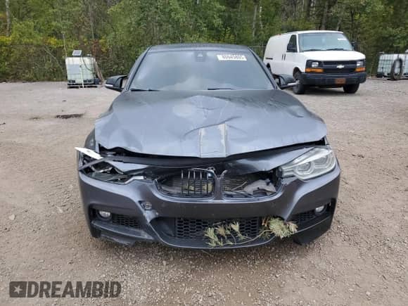 2016 BMW 3 Series 340i xDrive с VIN WBA8B7C54GK703691, выставлен на аукционе Copart как лот 80645805 с пробегом 160 830 миль миль и Списание • Salvage title. История ставок и продаж доступна на DreamBid. Изображение 5.
