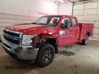 2011 Chevrolet Silverado 2500HD с VIN 1GB2KVCG7BZ444827, выставлен на аукционе Copart как лот 72022815 с пробегом 174 638 миль миль и Списание • Salvage title. История ставок и продаж доступна на DreamBid. Изображение 1.