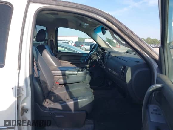 2012 Chevrolet Silverado 1500 LT with VIN 3GCPCSE06CG120072, listed as a IAAI auction lot 42797651 with 240,743 mi miles and . Bid and sale history available at DreamBid. Image 5.