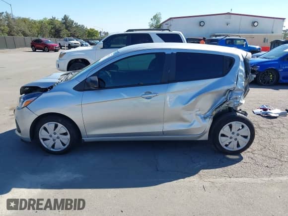 2017 Chevrolet Spark LS с VIN KL8CB6SA2HC766511, выставлен на аукционе IAAI как лот 43310611 с пробегом 135 950 миль миль и . История ставок и продаж доступна на DreamBid. Изображение 14.