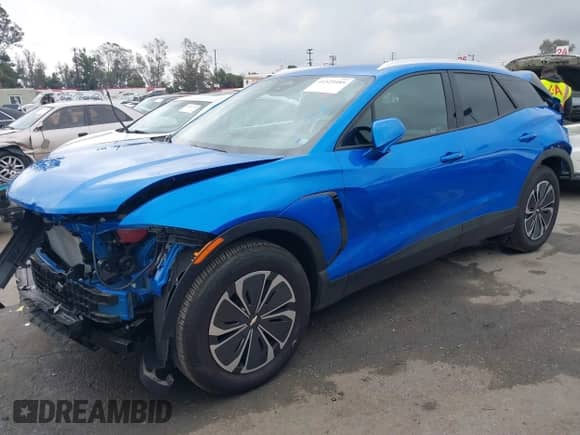 2024 Chevrolet Blazer EV eAWD LT z VIN 3GNKDBRJ8RS263354, wystawiony jako IAAI lot #41529485 z przebiegiem 5 257 mil mil oraz . Historia ofert i sprzedaży dostępna na DreamBid. Obrazek 2.