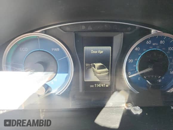 2015 Toyota Camry LE с VIN 4T1BD1FK1FU171462, выставлен на аукционе Copart как лот 84963815 с пробегом 114 741 миль миль и Списание • Salvage title. История ставок и продаж доступна на DreamBid. Изображение 9.