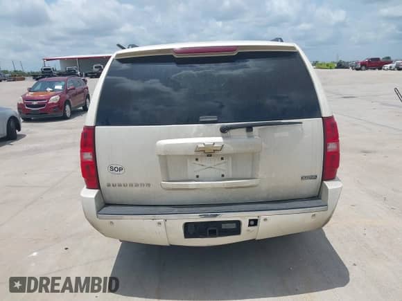 2009 Chevrolet Suburban LTZ z VIN 1GNFK36399R234676, wystawiony jako IAAI lot #42321922 z przebiegiem 419 096 mil mil oraz . Historia ofert i sprzedaży dostępna na DreamBid. Obrazek 16.