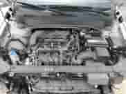 2021 Hyundai Venue SEL z VIN KMHRC8A31MU093904, wystawiony jako Copart lot #81740005 z przebiegiem 61 562 mil mil oraz Nie do naprawy • Non repairable. Historia ofert i sprzedaży dostępna na DreamBid. Obrazek 11.