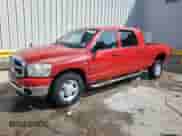 2007 Dodge 1500 SLT z VIN 3D7KR19D97G714120, wystawiony jako Copart lot #56861854 z przebiegiem 162 633 mil mil oraz Szkoda całkowita • Salvage title. Historia ofert i sprzedaży dostępna na DreamBid. Obrazek 1.