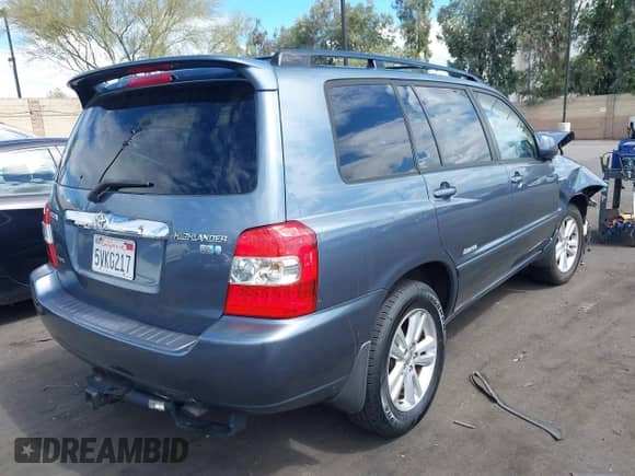 2006 Toyota Highlander Limited z VIN JTEEW21AX60030652, wystawiony jako IAAI lot #43260041 z przebiegiem Nie podano mil oraz . Historia ofert i sprzedaży dostępna na DreamBid. Obrazek 4.