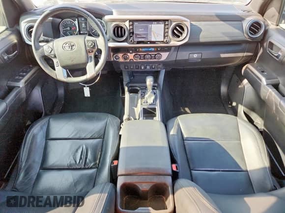 2021 Toyota Tacoma Limited with VIN 3TMGZ5AN8MM403755, listed as a Copart auction lot 57264765 with 66,533 mi miles and Clean title. Bid and sale history available at DreamBid. Image 8.